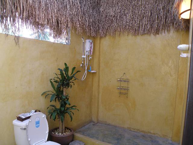 khao08 und das zugeh�rige Bad